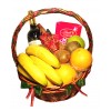 Коледна кошница с вино, плодове, бонбони и коледна метличка за късмет