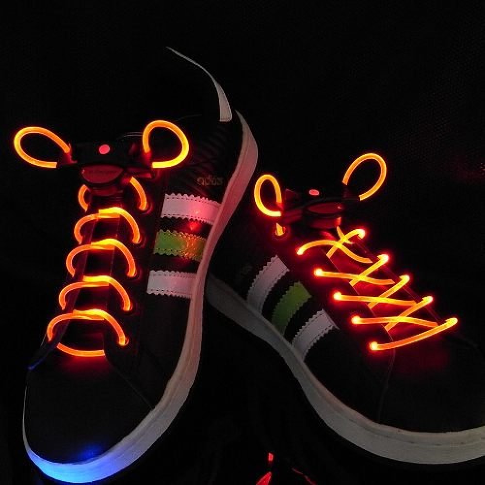 LED връзки за обувки