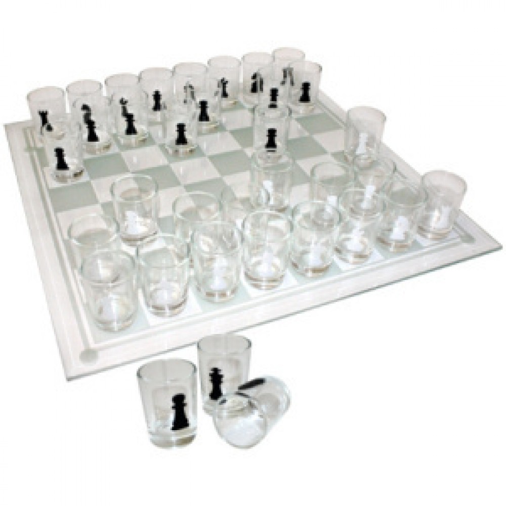 Стъклен шах с шотове